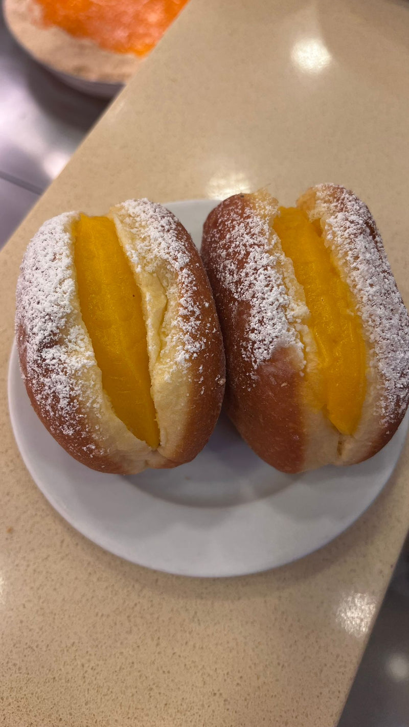 Bola de Berlim com Creme